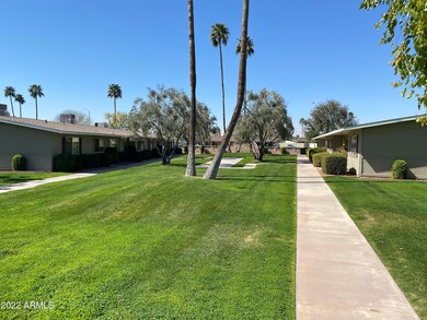 13617 N 111th Ave unit 15B, Sun City, AZ 85351 - photo 4