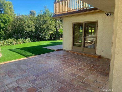 outdoor side patio for dining