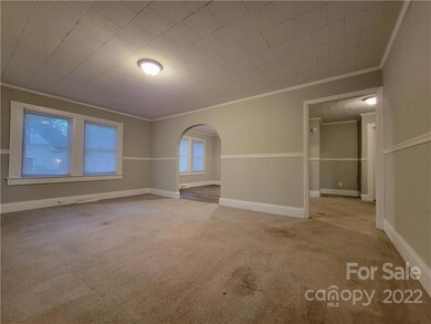 303 Armfield St, Statesville, NC 28677 - photo 4