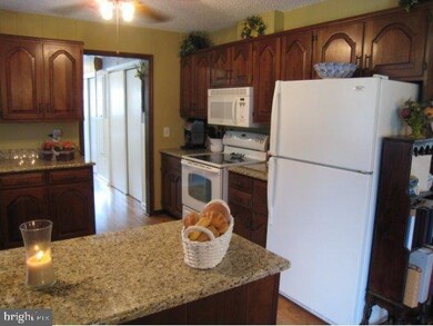 616 Winthrop Dr, Forked River, NJ 08731 - photo 4