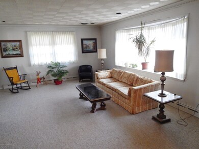 247 Juniper Way, Mountainside, NJ 07092 - photo 4