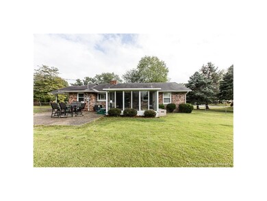 1013 Woodside Dr, New Albany, IN 47150 - photo 6