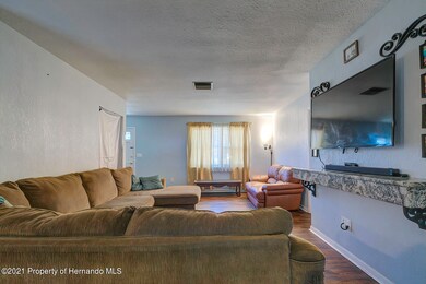 368 Upland Ave (2 of 32)