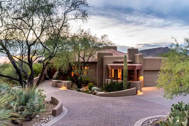 Paver Motor Courtyard