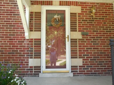 2415 Havenwood Dr S, Columbus, OH 43209 - photo 2