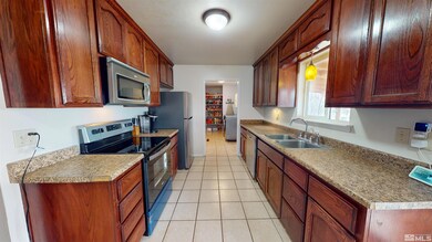 1929 Pearce St, Winnemucca, NV 89445 - photo 3