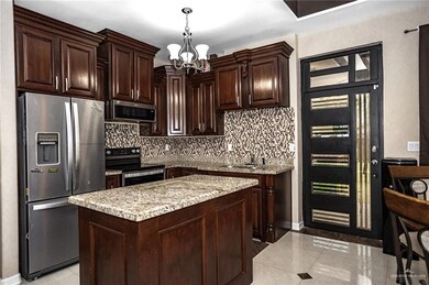 703 Stone St, Weslaco, TX 78596 - photo 3