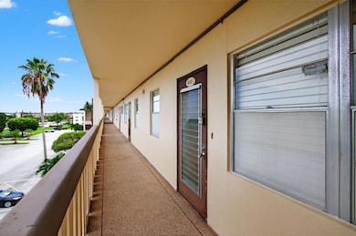 4003 Wolverton A, Boca Raton, FL 33434 - photo 2