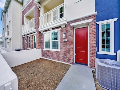 6989 Cottonwood Ln, Buena Park, CA 90621 - photo 2