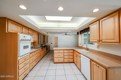 17403 N Jasmine Dr, Sun City, AZ 85373 - photo 2