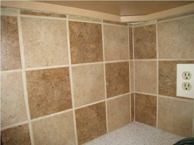 Tiled backsplach