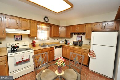 4 Raven Ct, Mount Laurel, NJ 08054 - photo 7