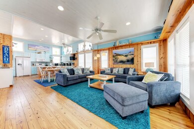 3rd Floor Living Area