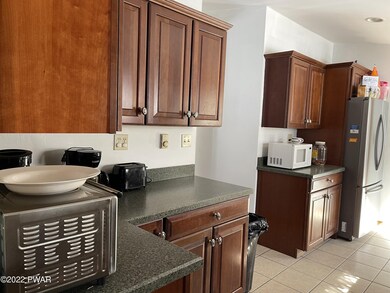 128 Franks Rd, Hawley, PA 18428 - photo 6