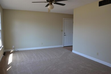 Living Room pic 2