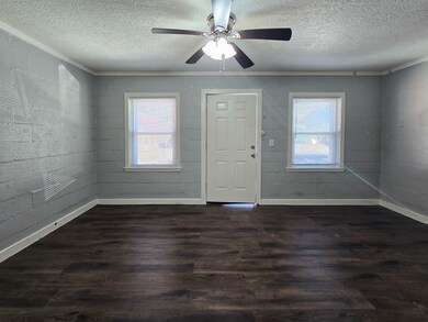 415 N Beauregard St unit 7, Alvin, TX 77511 - photo 7