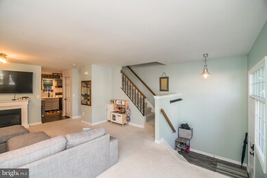 208 Mcdaniel Dr, Purcellville, VA 20132 - photo 4