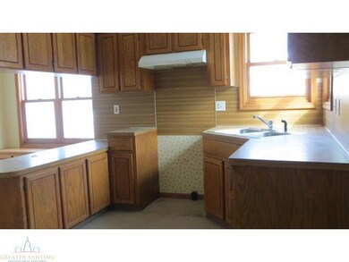 3213 Stabler St, Lansing, MI 48910 - photo 4
