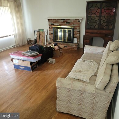 17604 Meadowood Dr, Hagerstown, MD 21740 - photo 7