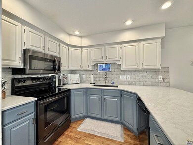 2455 SW Kingsrow Rd, Topeka, KS 66614 - photo 7