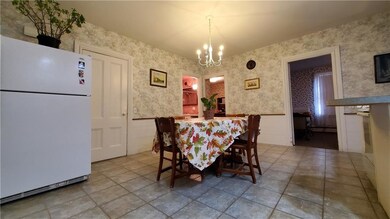 38 Phenix Ave, Cranston, RI 02920 - photo 4