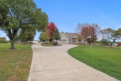 24200 W 199th St, Spring Hill, KS 66083 - photo 3