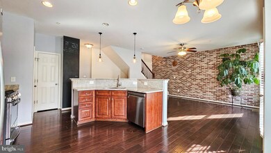 42223 Canary Grass Square, Stone Ridge, VA 20105 - photo 4