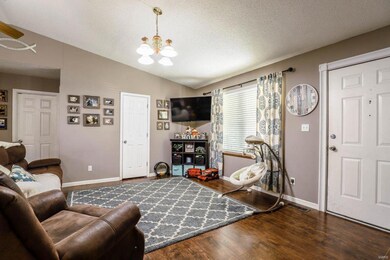 487 Cr 4702, Poplar Bluff, MO 63901 - photo 2