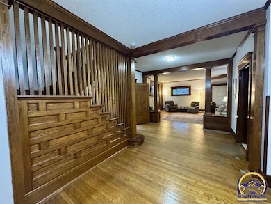 210 N 8th St, Hiawatha, KS 66434 - photo 7