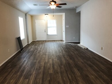 33126 Cottonwood Bend, Magnolia, TX 77354 - photo 3