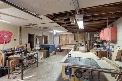 6811 Bogata Dr N, Jacksonville, FL 32210 - photo 5