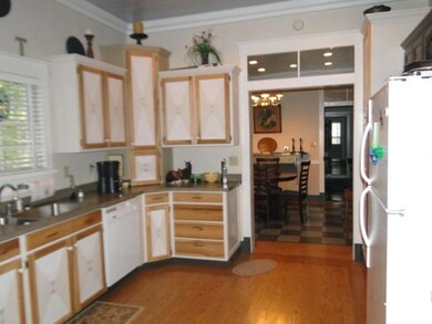 406 E Franklin St, Shelbyville, TN 37160 - photo 6