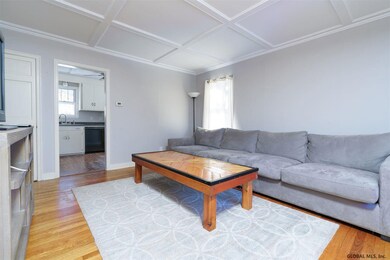 507 Bloomingrove Dr, Rensselaer, NY 12144 - photo 3