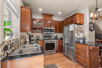 7_ 2210 e barnett rd, medford-05