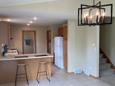 1701 Meadowview Ln, Little Chute, WI 54140 - photo 4