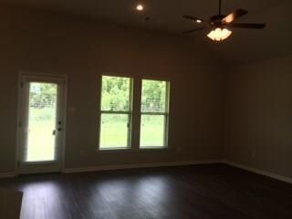 2613 Pelican Bay Blvd, Marrero, LA 70072 - photo 2