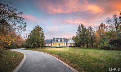 233 Forest Ct, Edwardsville, IL 62025 - photo 2