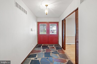 3402 N Rockfield Dr, Wilmington, DE 19810 - photo 2