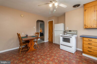 154 E Main St, Lansdale, PA 19446 - photo 7