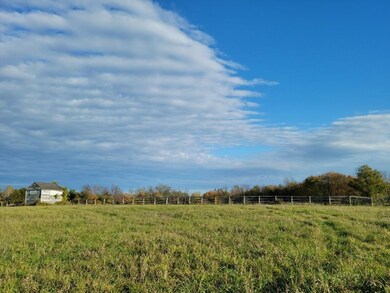 541 Locust Grove Rd, Greenfld Ctr, NY 12833 - photo 3