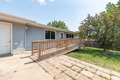 748 8th Ave E-3