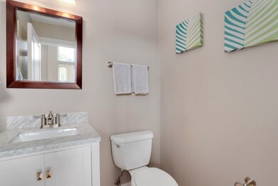 652 1st Ave, Des Plaines, IL 60016 - photo 7