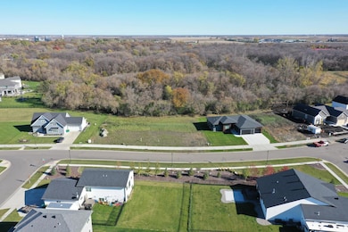 8916 Meadowlark Pkwy, Horace, ND 58047 - photo 6