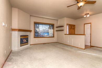 20924 Spinnaker St, Bend, OR 97701 - photo 5