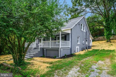 18508 Corby St, Triangle, VA 22172 - photo 3