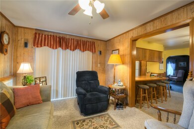 427 Kenyon Ave, Pawtucket, RI 02861 - photo 6