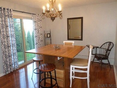 1605 Emmett Dr, Johnstown, PA 15905 - photo 7