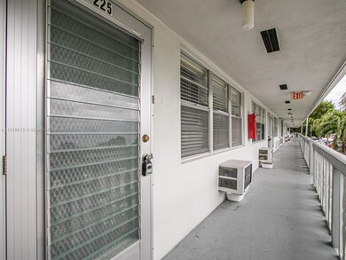 225 Windsor J unit J, West Palm Beach, FL 33417 - photo 6