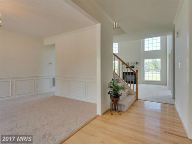 10403 Hudson Crest Dr, Manassas, VA 20112 - photo 2