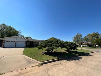 1 Cheyenne Dr, Shawnee, OK 74801 - photo 4